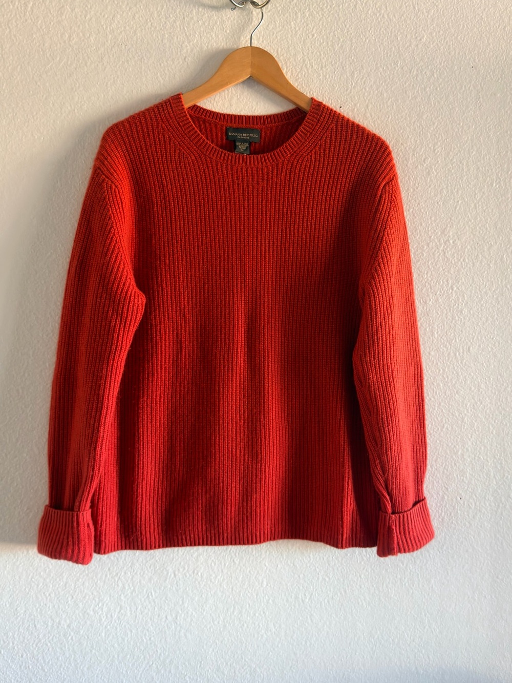 Banana Republic Women's Crewneck Sweater - Red